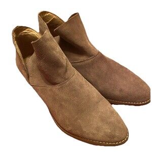 Lucky Brand Suede Ankle Booties in Brown